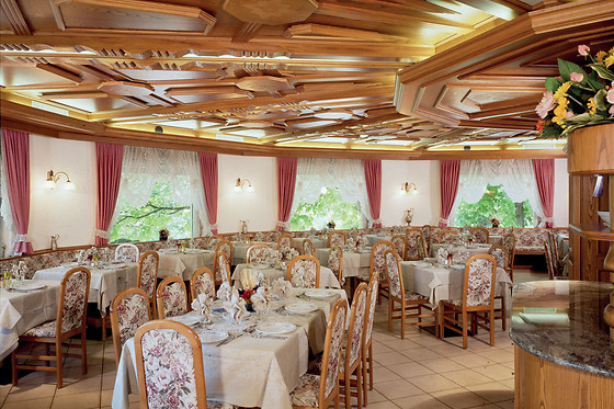 Hotel Panorama Wellness & Resort - photo 40
