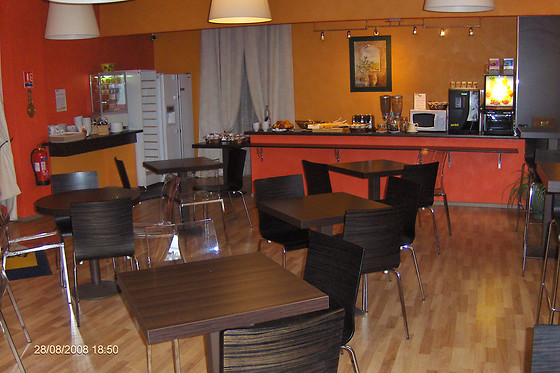 HOTEL BALLADINS (Perpignan) - photo 4
