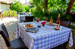 Auberge de Tavel