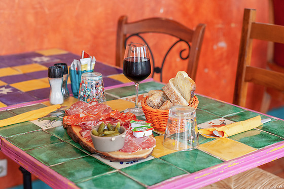 Hurricane Bar - photo 5