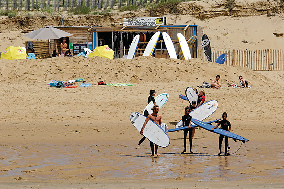 Inside Surf School - photo 1