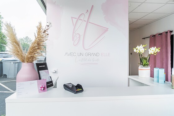 B'L avec un grand ELLE - photo 5