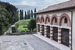 Tenute SalvaTerra