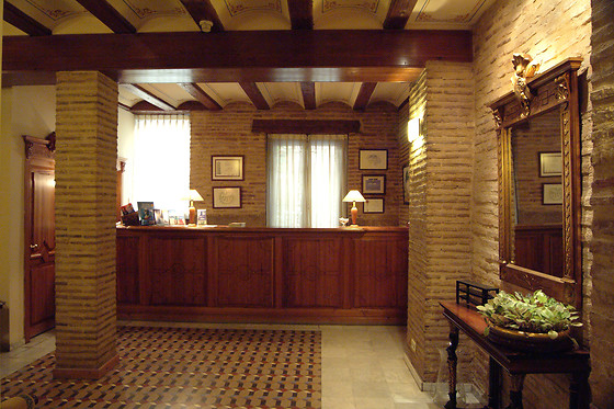 HOTEL ADHOC MONUMENTAL - photo 3