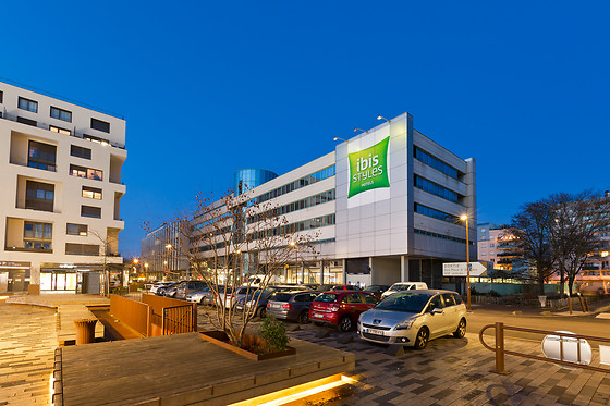 ibis Styles Massy Opéra - photo 0