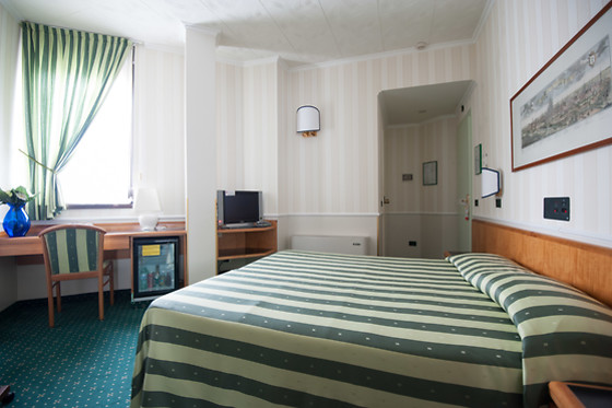 Hotel Flora - photo 5