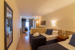 YOMO PATAGONIA HOTEL