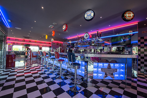 Memphis  Clermont Ferrand - photo 2