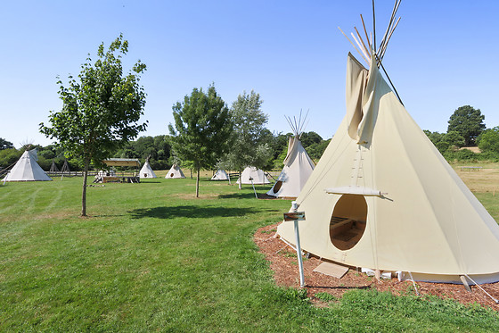 Les tipis du bonheur de vivre - photo 0