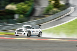 M Cave Motorsport Experience