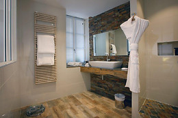 Petit Hôtel Confidentiel*****