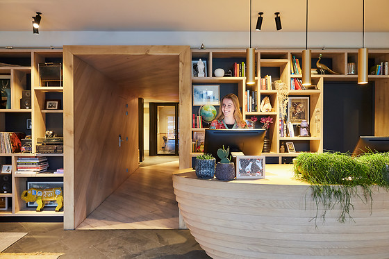 Hotel Indigo Antwerpen - photo 3