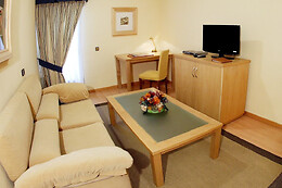AR HOTEL LOS ARCOS