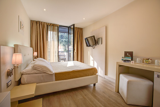 Ferretti Beach Hotel - photo 14