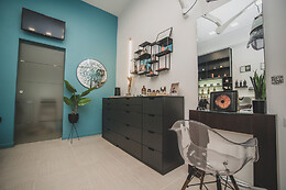 Daniel Salon
