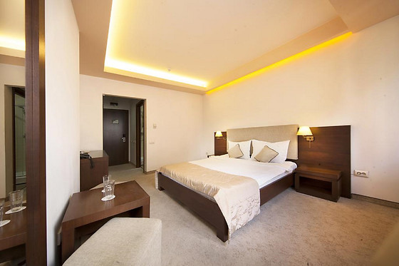 Hotel Yesterday - photo 1