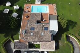 Hotel Testani