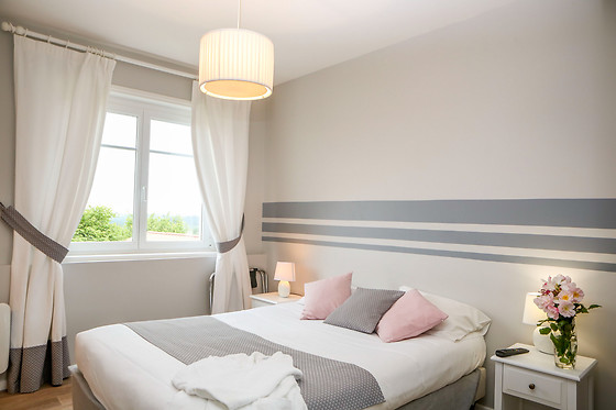 Hotel The Originals Laminak - photo 1